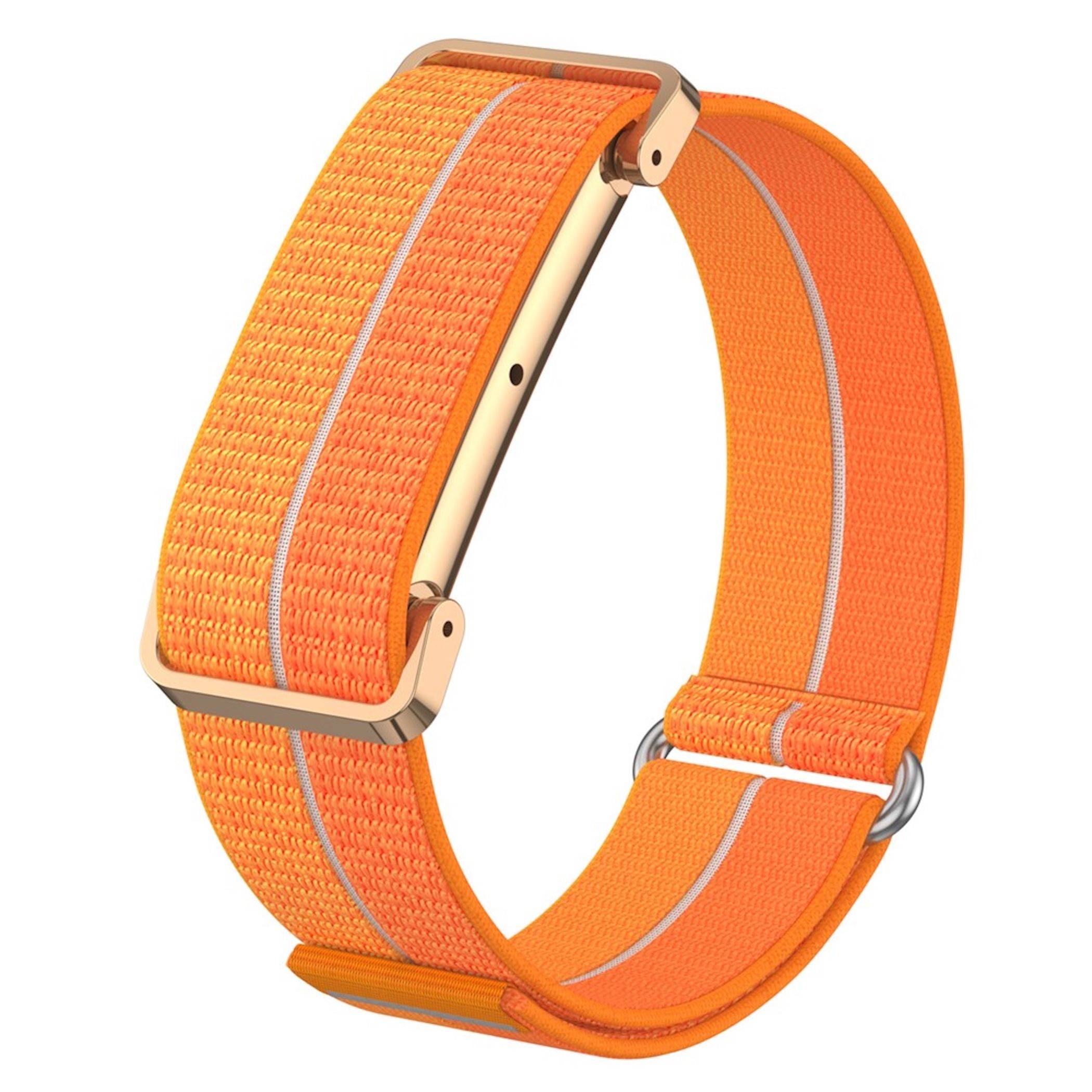 Orangefarbenes Uhrenarmband aus Stoff mit goldfarbenem Verschluss und Schnalle, gezeigt auf weißem Hintergrund.
