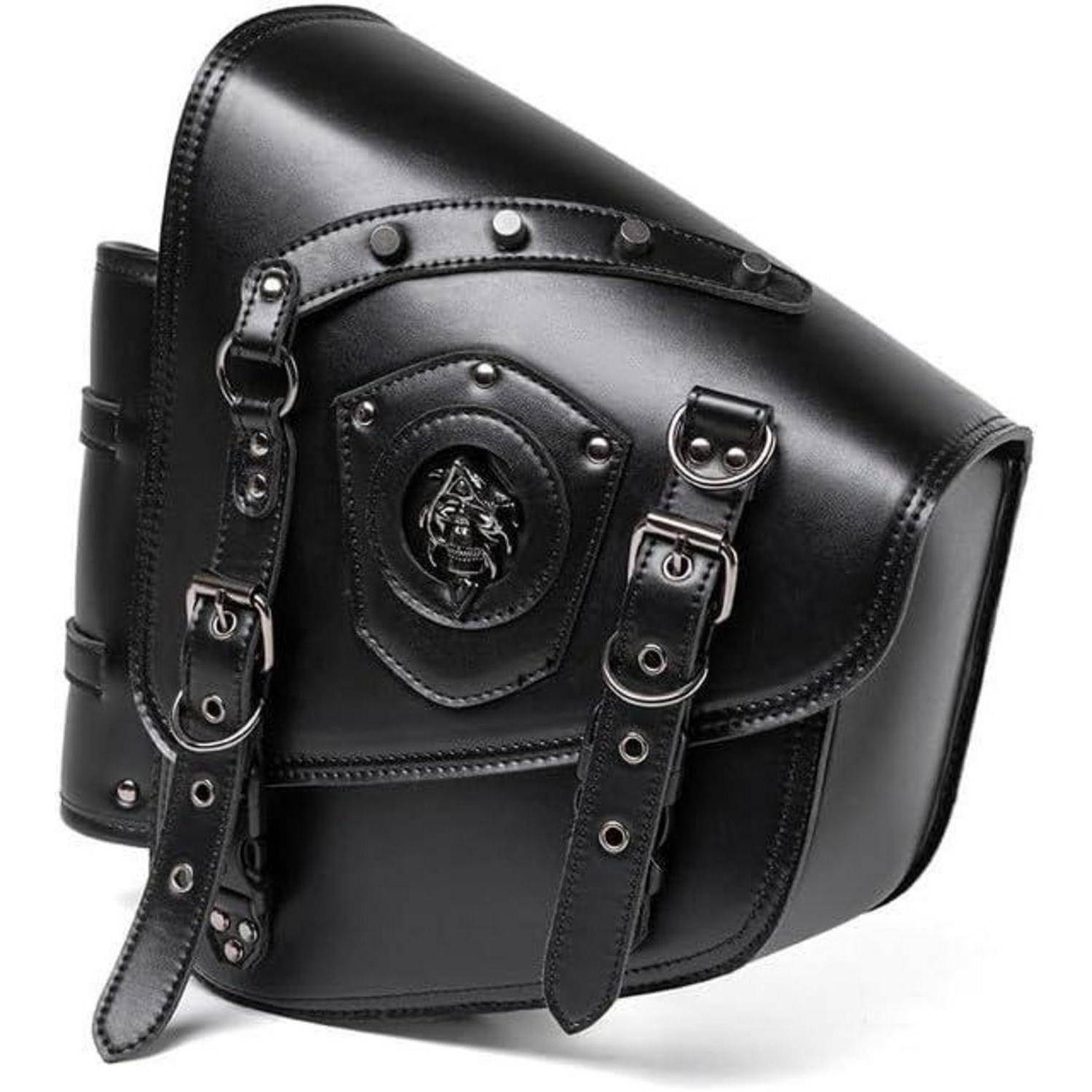 Schwarze Motorrad-Satteltasche aus Leder mit Schnallengurten und Nietzierdetails, auf weißem Hintergrund abgebildet.