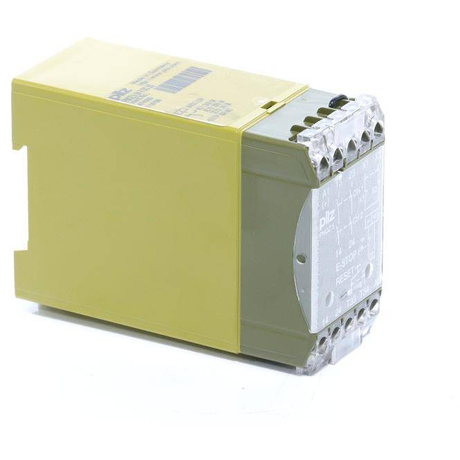 Gelbes industrielles Elektrorelais-Modul mit klaren Anschlussblöcken auf der Vorderseite, gezeigt auf weißem Hintergrund.
