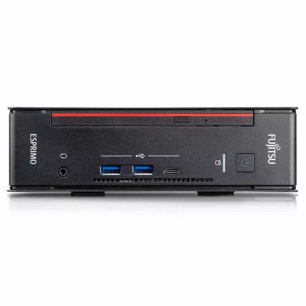 Vorderansicht eines Fujitsu ESPRIMO Desktopcomputers mit sichtbarem Stromschalter und USB-Anschlüssen auf weißem Hintergrund.
