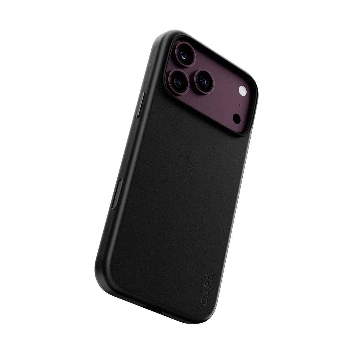 Schwarzes Smartphone mit strukturierter Schutzhülle von hinten gezeigt, mit ausgeschnittenem Triple-Kamera-System und Seitentasten auf weißem Hintergrund.