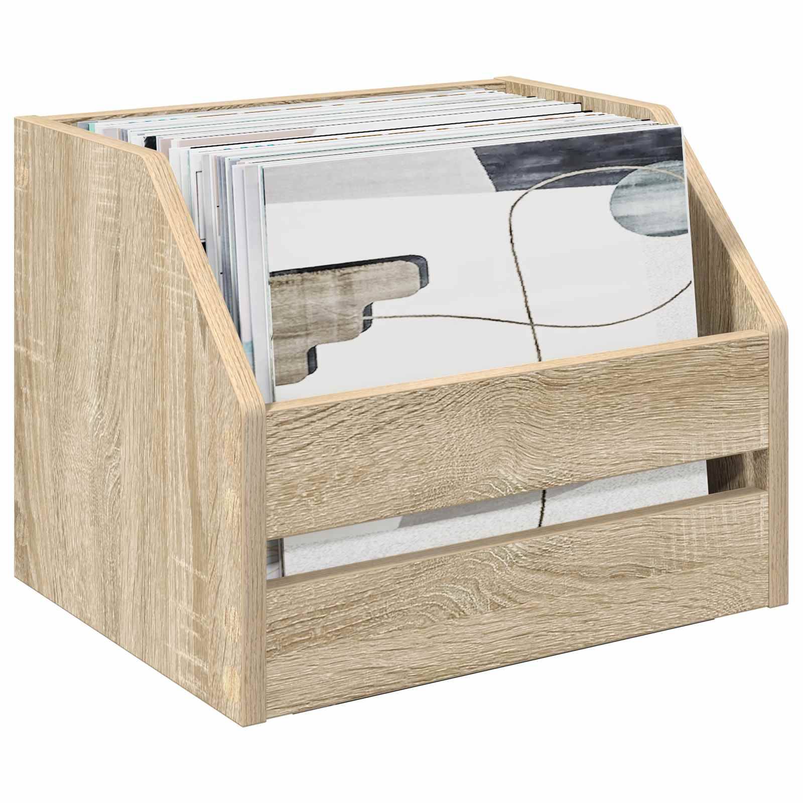 Holzmagazinhalter gefüllt mit Zeitschriften und Papieren, dargestellt auf weißem Hintergrund.