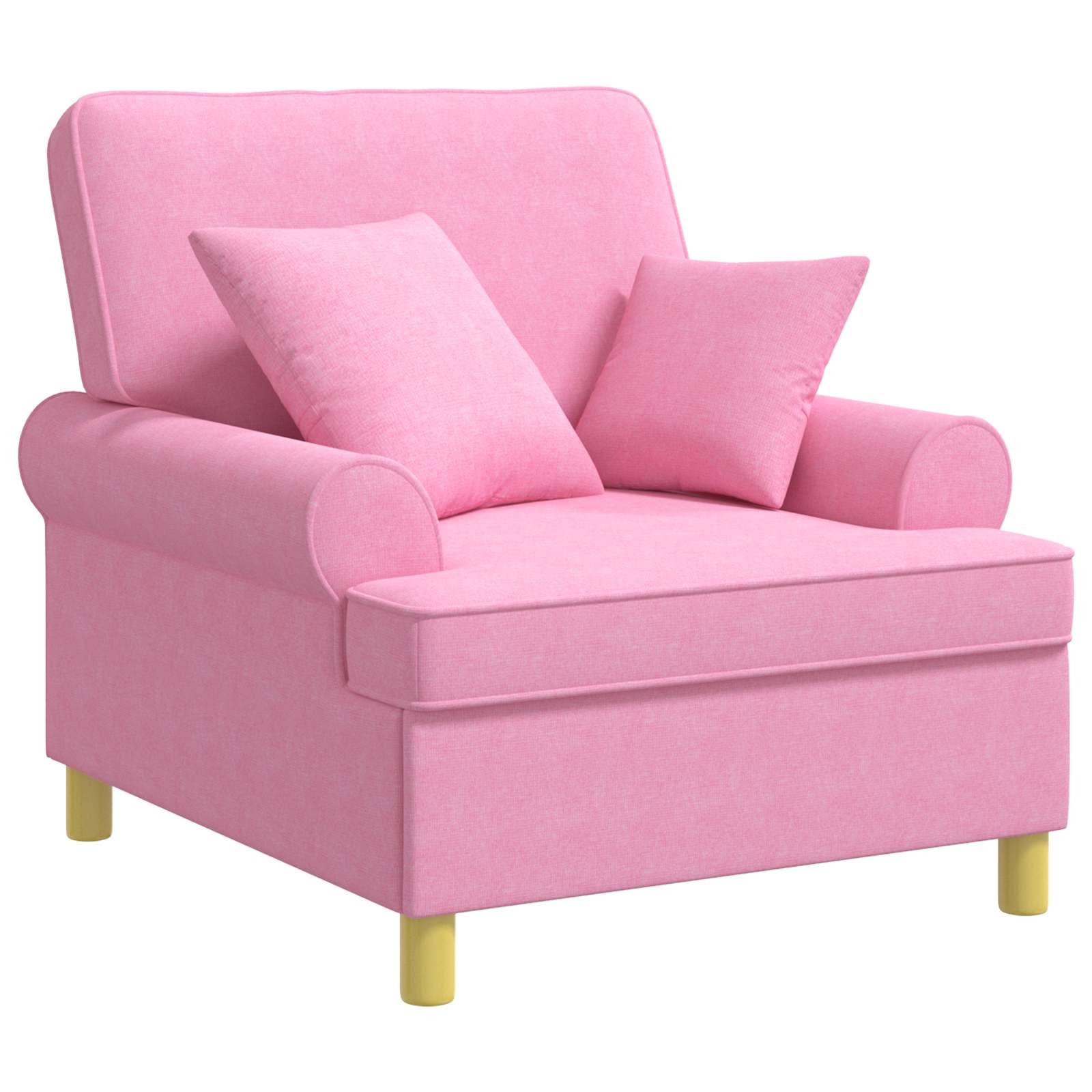Rosa gepolsterter Sessel mit Chaiselongue-Fußstütze, zwei passenden Kissen und kurzen gelben Beinen auf weißem Hintergrund.