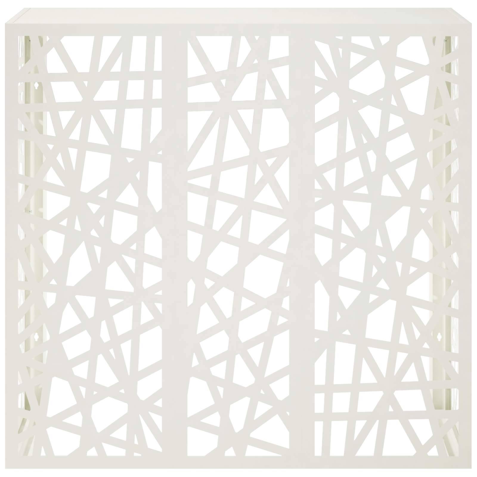Weiße geometrische Gitterlampe oder dekoratives Panel mit abstraktem, unregelmäßigem Ausschnittmuster.