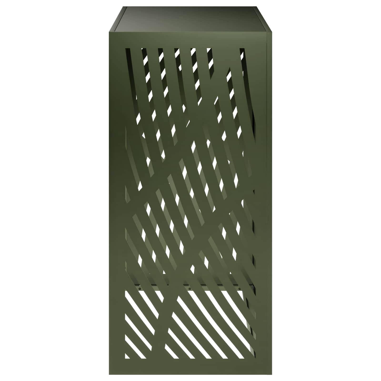 Olivgrüner rechteckiger Metallschrank oder belüftete Box mit diagonal geschlitzter Front und offener Oberseite.