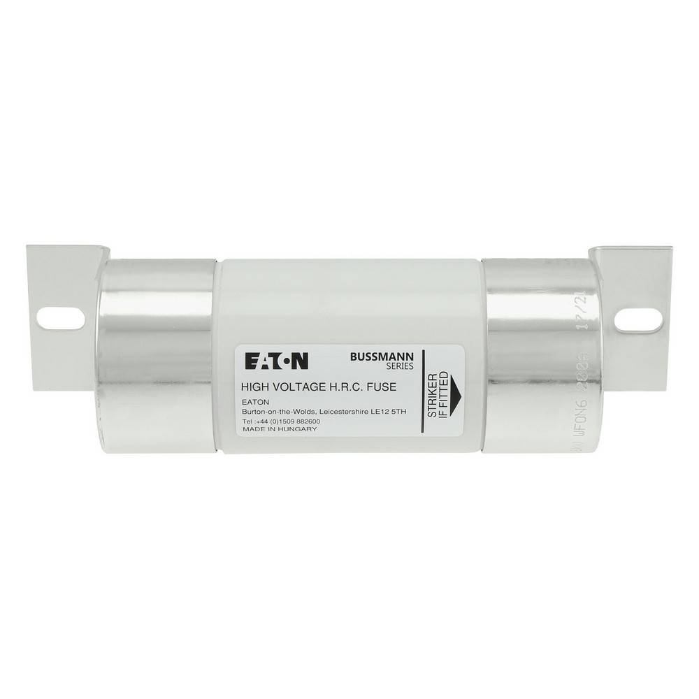 Eaton Bussmann Hochspannungs-H.R.C.-Sicherung mit Metallendkappen und Montagelaschen, dargestellt auf weißem Hintergrund.