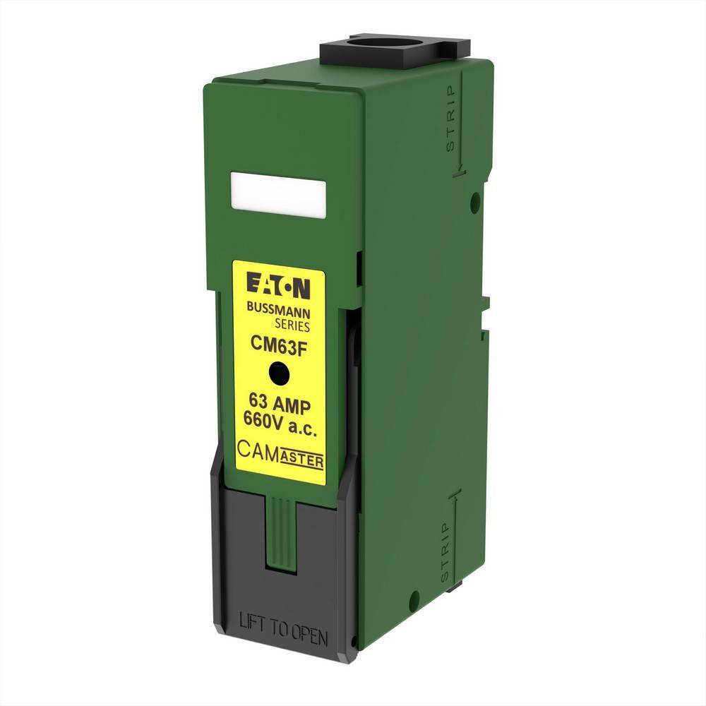 Grüne Eaton Bussmann CM63F 63 AMP 660V a.c. CAMaster-Sicherung mit schwarzem Sockel auf weißem Hintergrund.