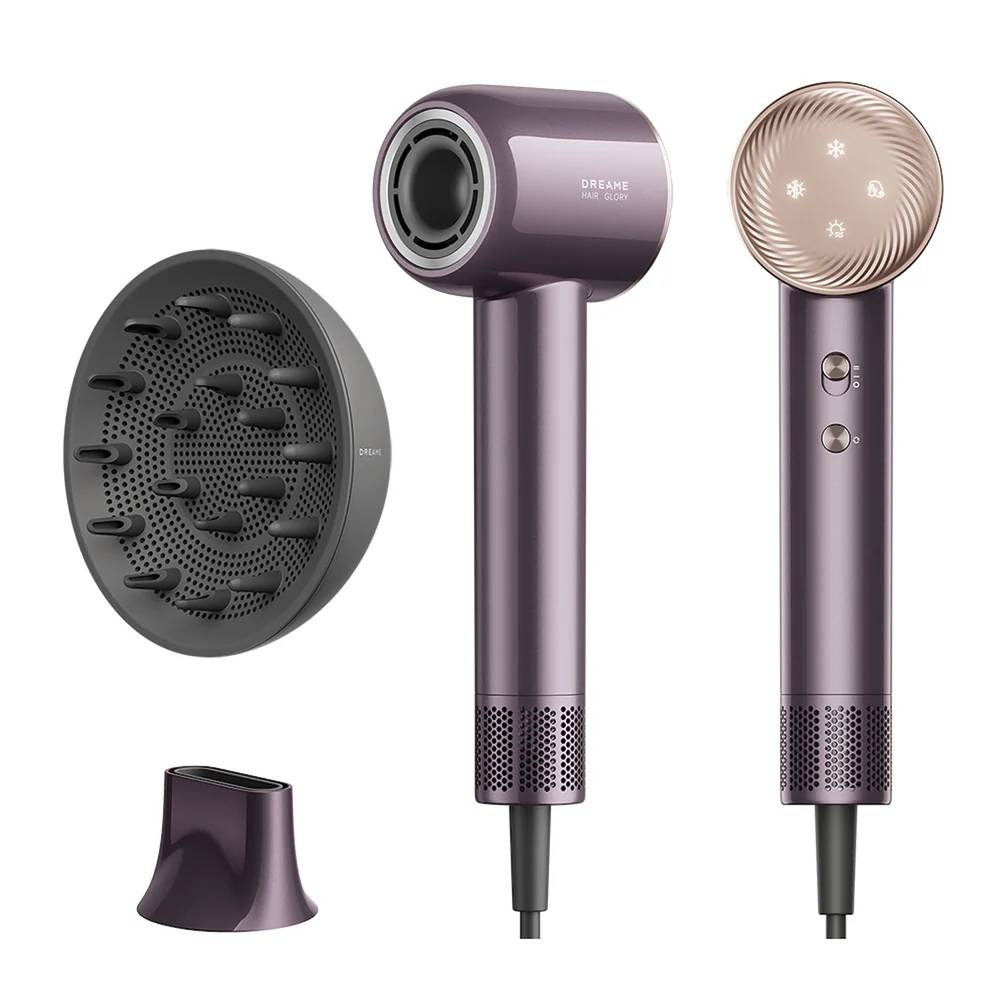 Haartrockner mit drei Aufsätzen dargestellt: Diffusor, Konzentrierdüse und Stylingkopf, in violettem Metallicfinish.