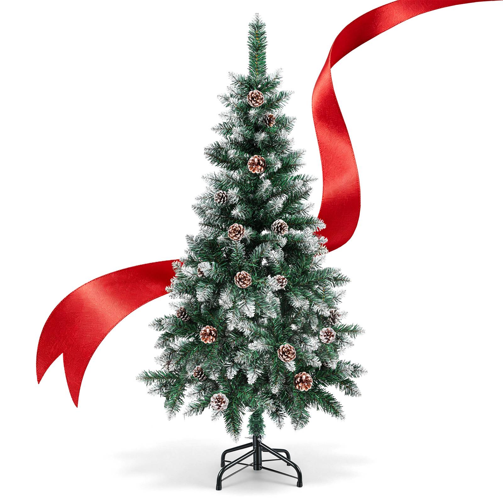 Dekorierter künstlicher Weihnachtsbaum mit Tannenzapfen und einem roten Band, das sich spiralförmig darum windet, auf weißem Hintergrund.