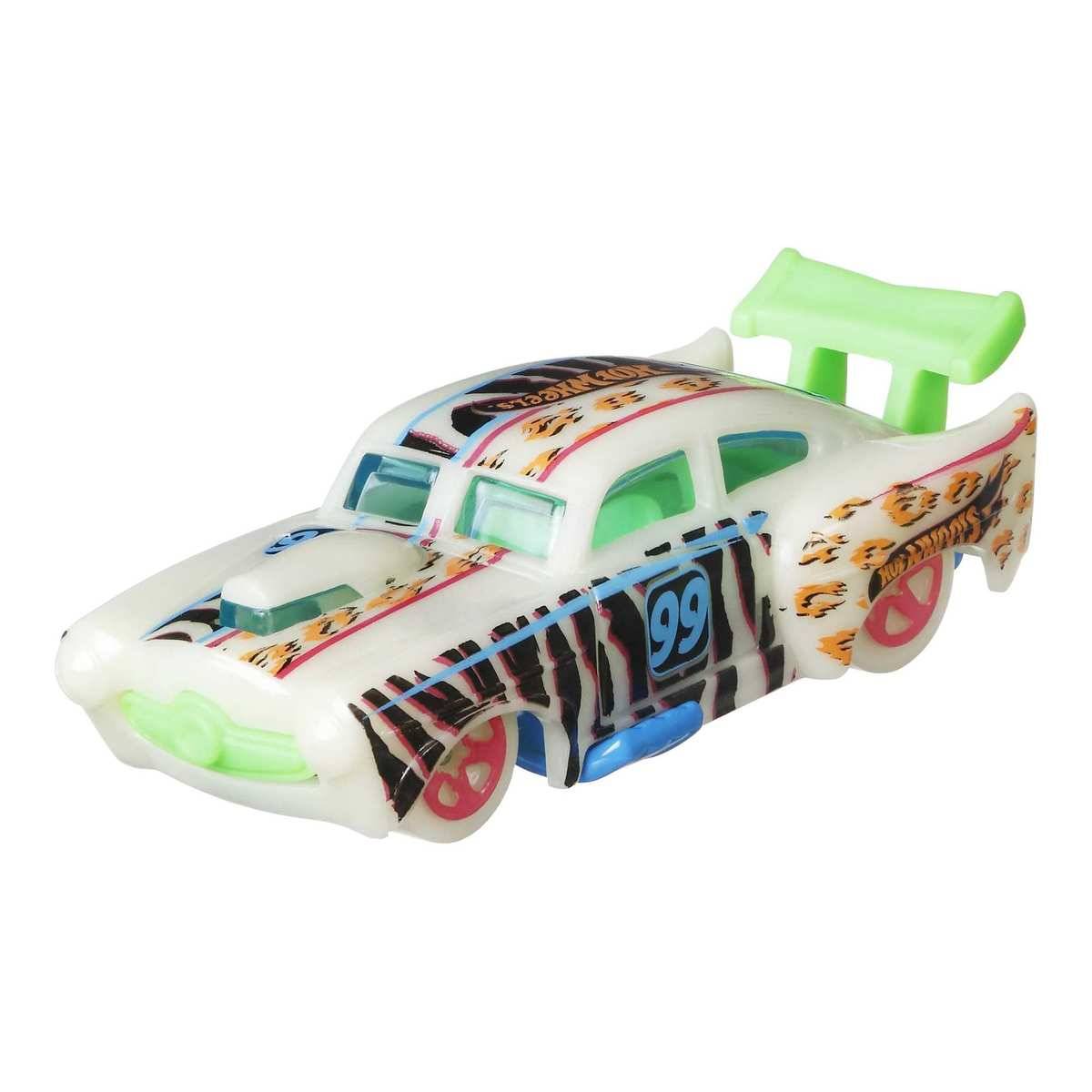 Hot Wheels Monster Trucks leuchtend im Dunkeln 10 Fahrzeuge 1:64 HCB57 3+