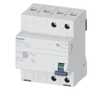 Weißes Siemens-Leitungsschutzschalter-Modul mit grünem Ein-/Ausschalter und Testknopf, dargestellt auf einem einfachen Hintergrund.