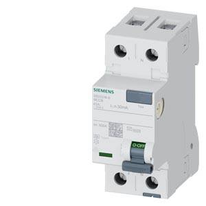 Weißer Siemens-Schutzschalter mit zwei oberen und unteren Anschlüssen und einem vorderen Kippschalter in der AUS-Position.