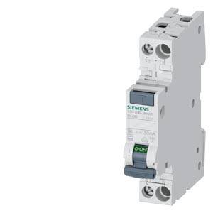 Ein Siemens-Miniatur-Leistungsschalter, grau und weiß, isoliert auf weißem Hintergrund mit einem Ein-/Aus-Kippschalter dargestellt.