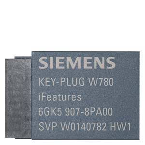 Nahaufnahme eines Siemens Key-Plug W780-Moduls mit den Beschriftungen „iFeatures 6GK5 907-8PA00