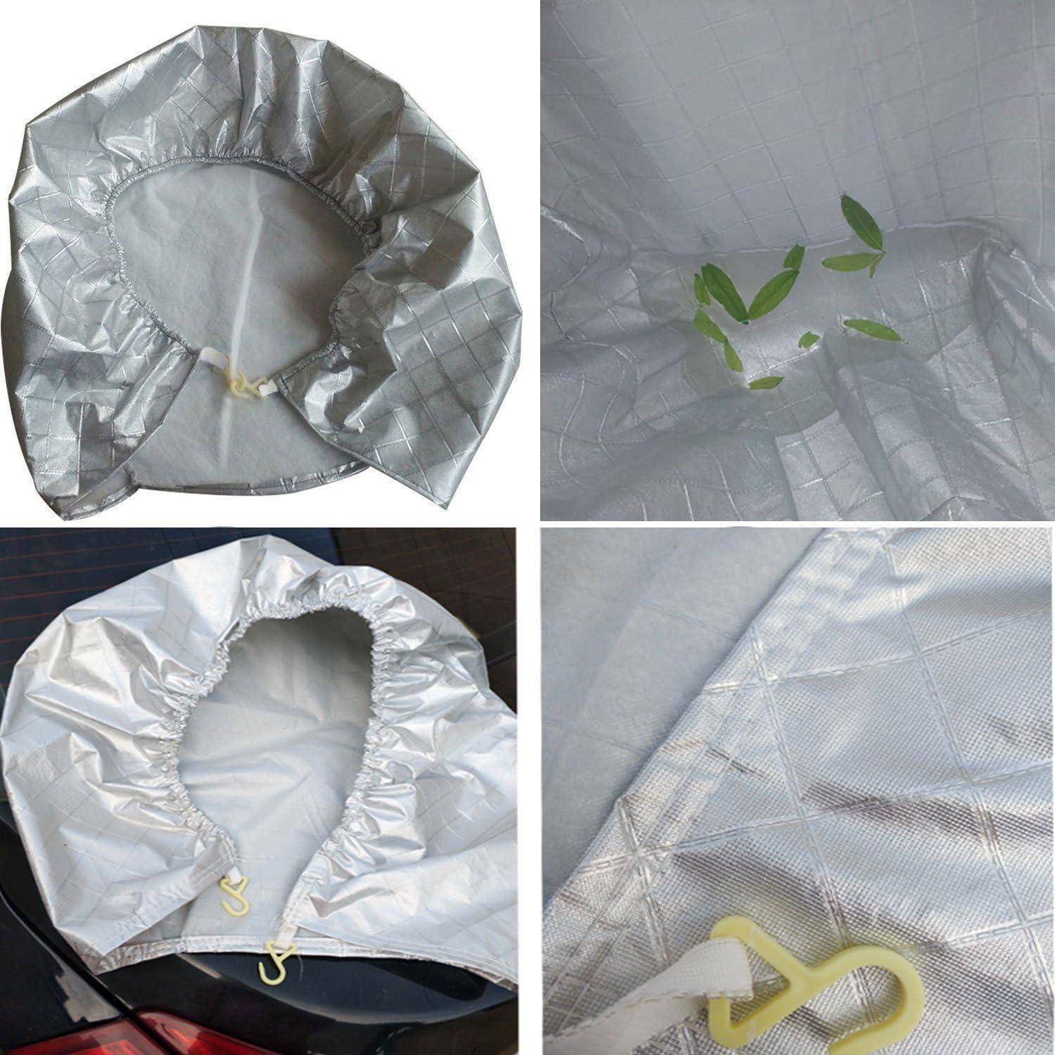 Collage aus einer silbernen reflektierenden Pflanzenschutzhülle oder einem Anzuchtzelt mit Kordelzugöffnungen und einer Nahaufnahme von kleinen grünen Sämlingen im Inneren.