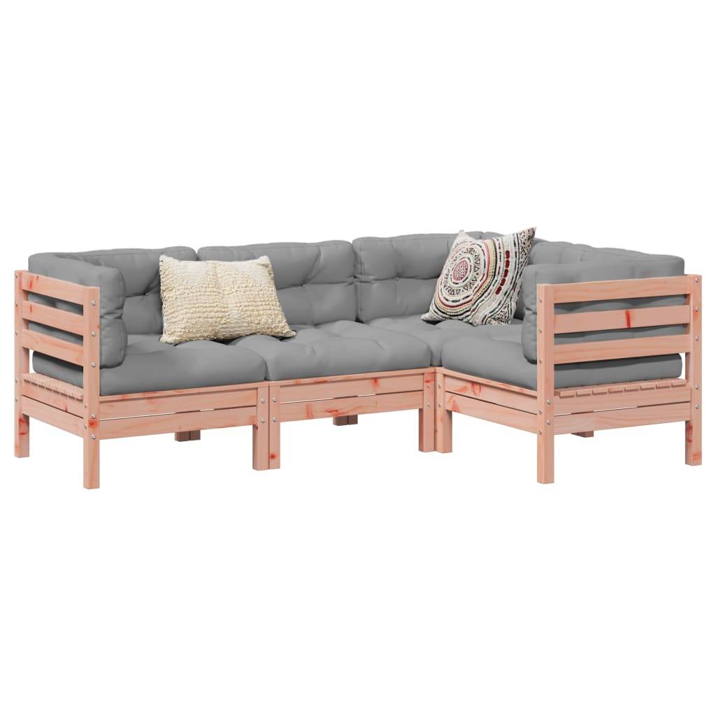 L-förmiges Outdoor-Ecksofa mit hellem Holzrahmen, grauen gepolsterten Sitzen und zwei gemusterten Dekokissen auf weißem Hintergrund.