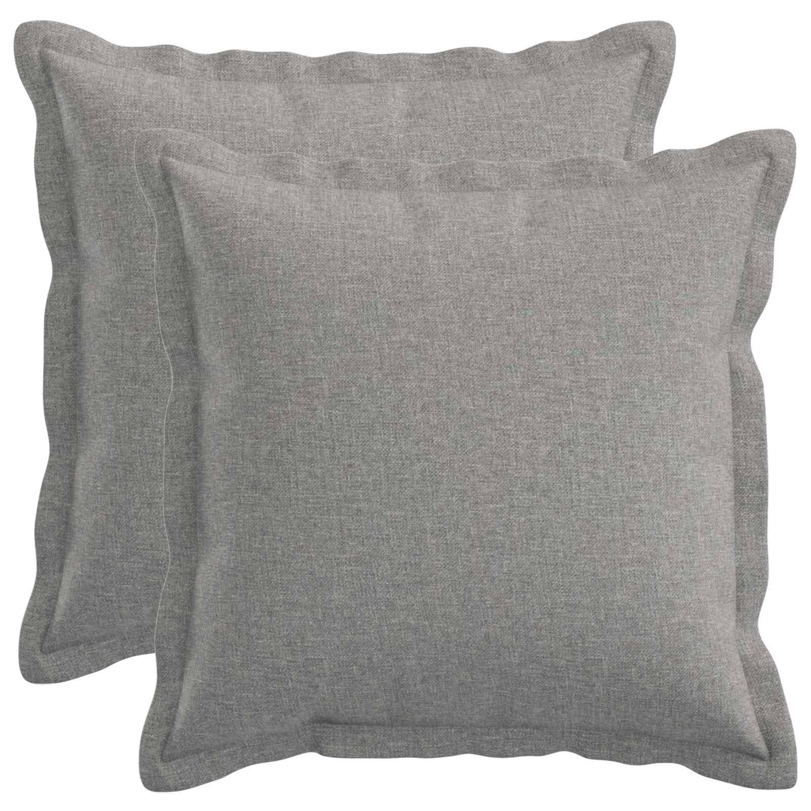 Zwei überlappende graue quadratische Wurfdekokissen auf weißem Hintergrund.