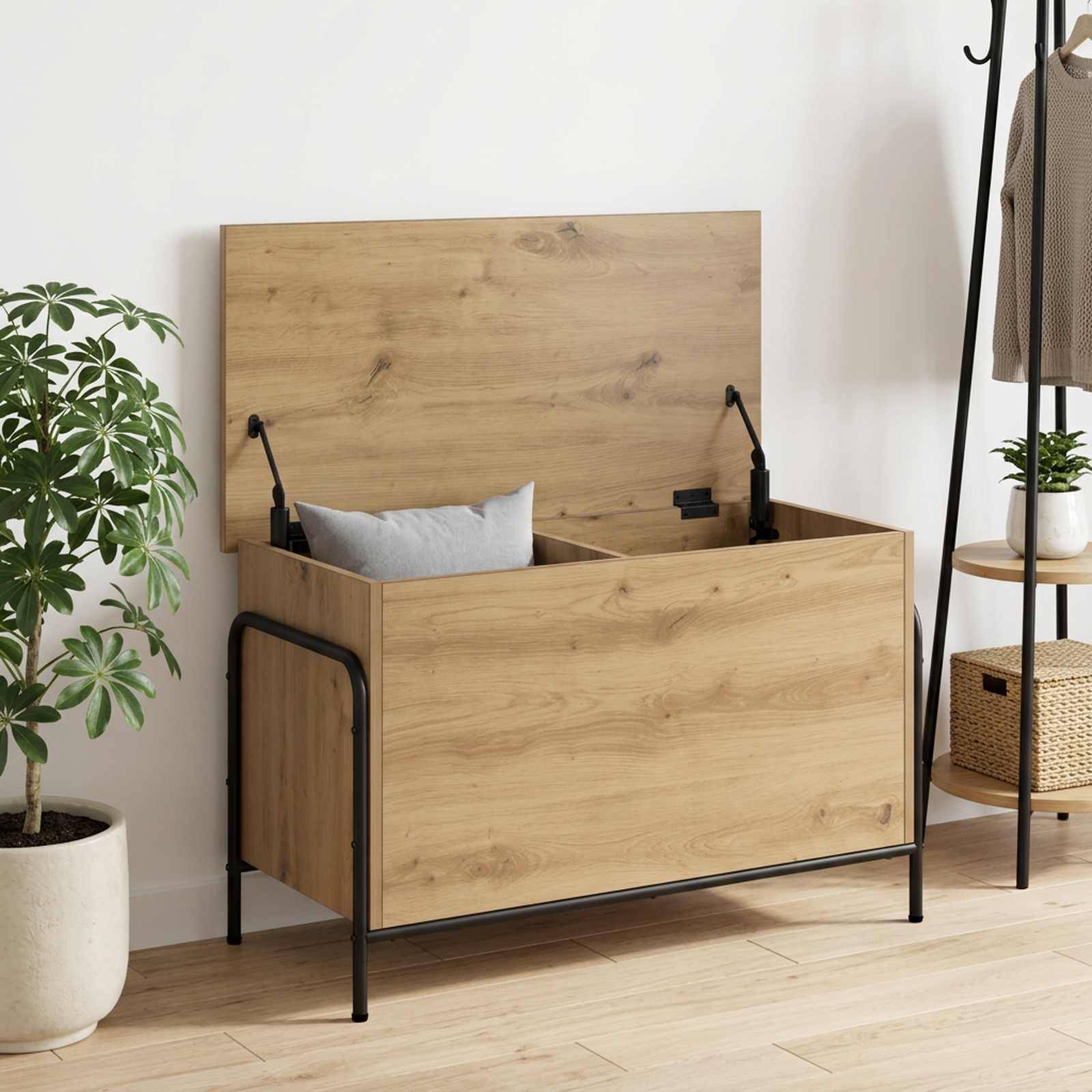 Holzbett mit Stauraum, erhöhtem Kopfteil und offenem Oberfachkompartiment, dargestellt in einem minimalistischen Zimmer mit einer Pflanze und einem Kleiderständer.