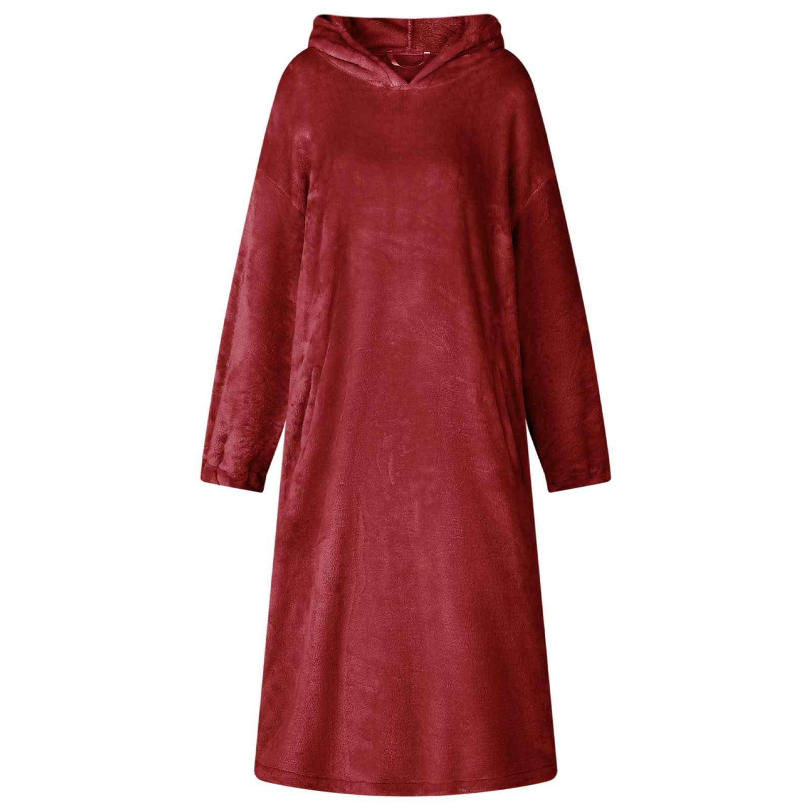 Rotes Langarm-Hoodie-Kleid mit lockerem, geradem Schnitt auf einfachem weißem Hintergrund.