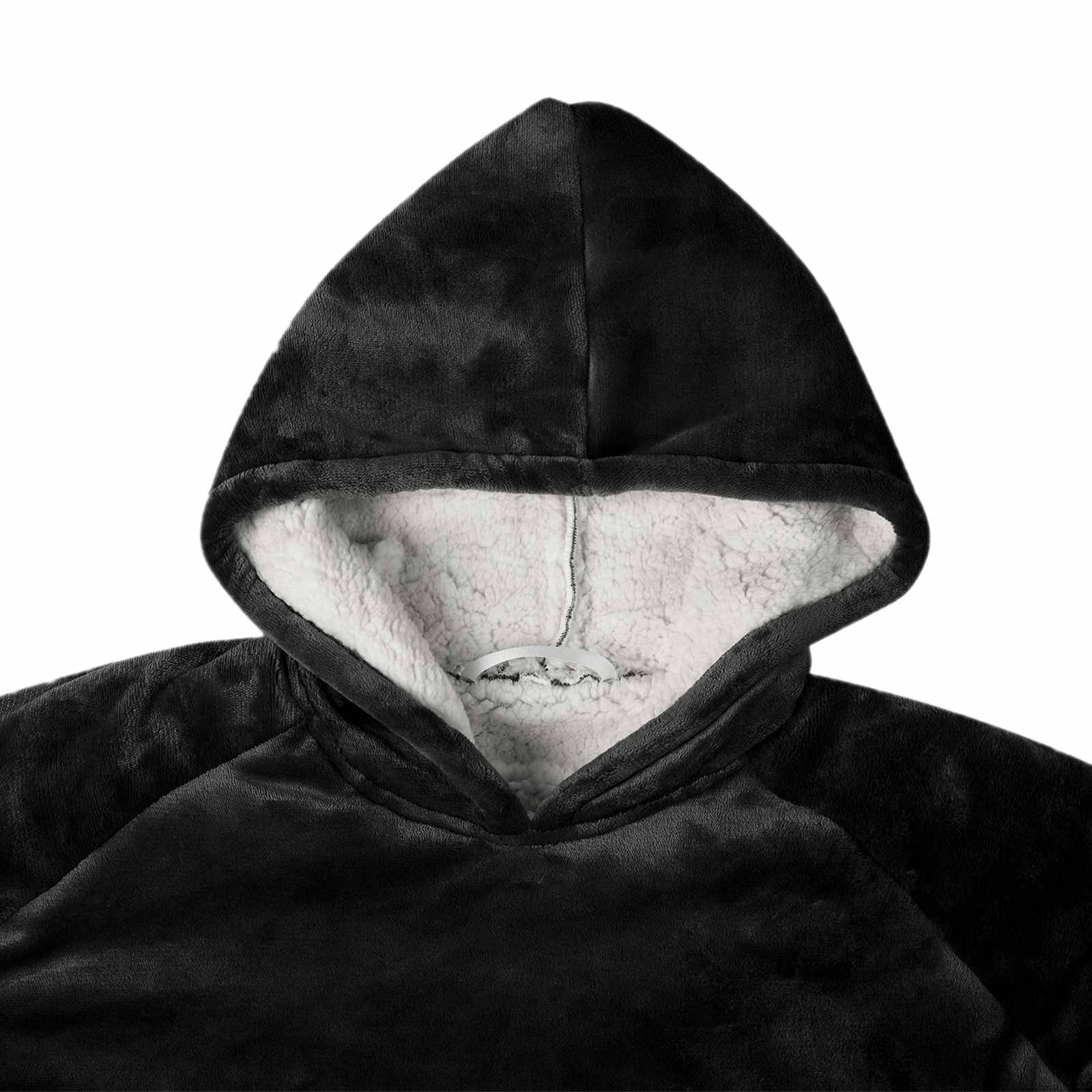 Schwarzer Hoodie mit weichem weißem Sherpa-Futter in der Kapuze.