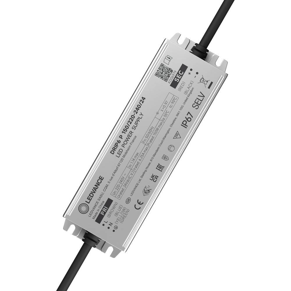 Silber-LED-Treibernetzteil mit schwarzen Kabeln, gekennzeichnet mit IP67 und SELV, auf weißem Hintergrund dargestellt.