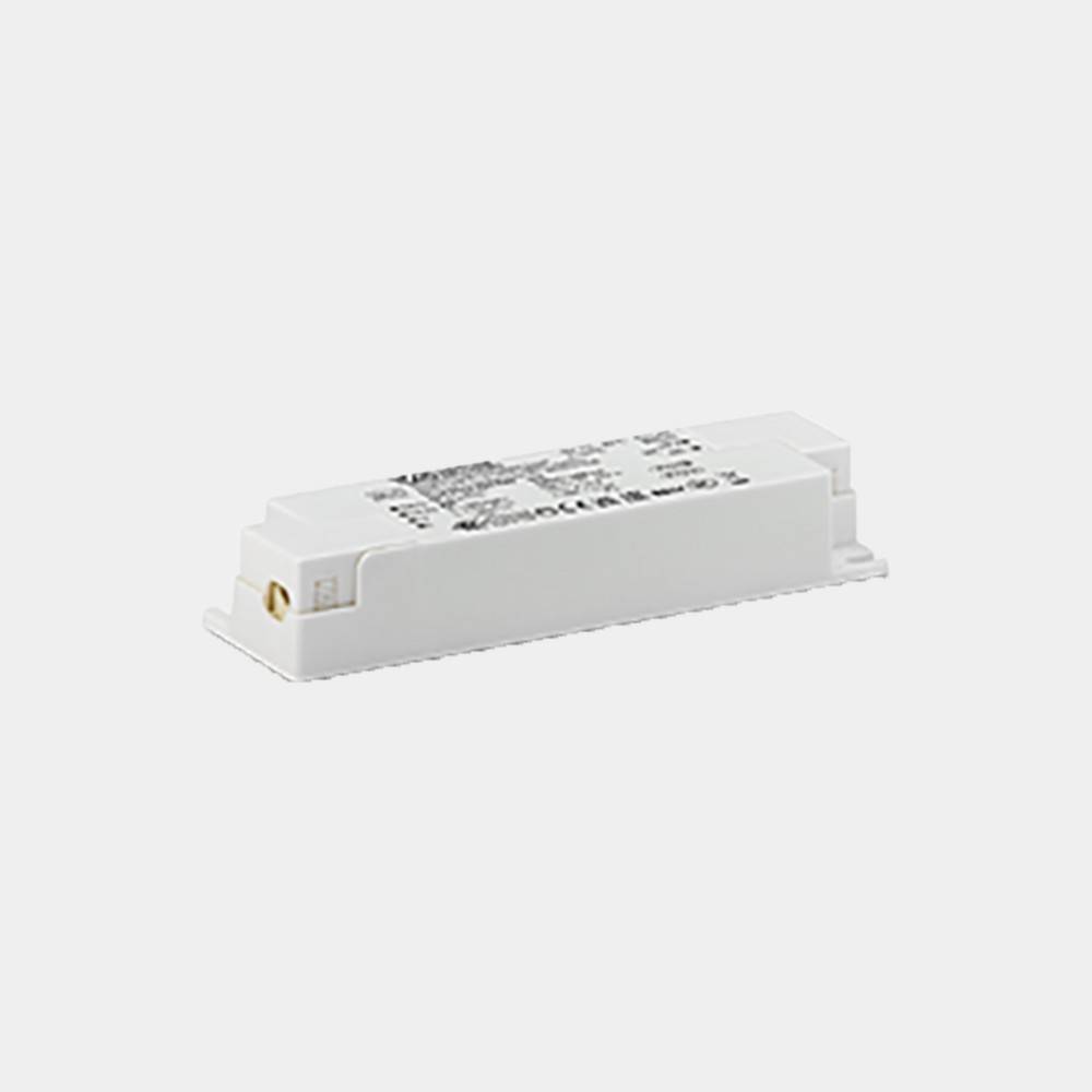 Weißes rechteckiges elektrisches Vorschaltgerätmodul auf einfachem Hintergrund, in Perspektive dargestellt.