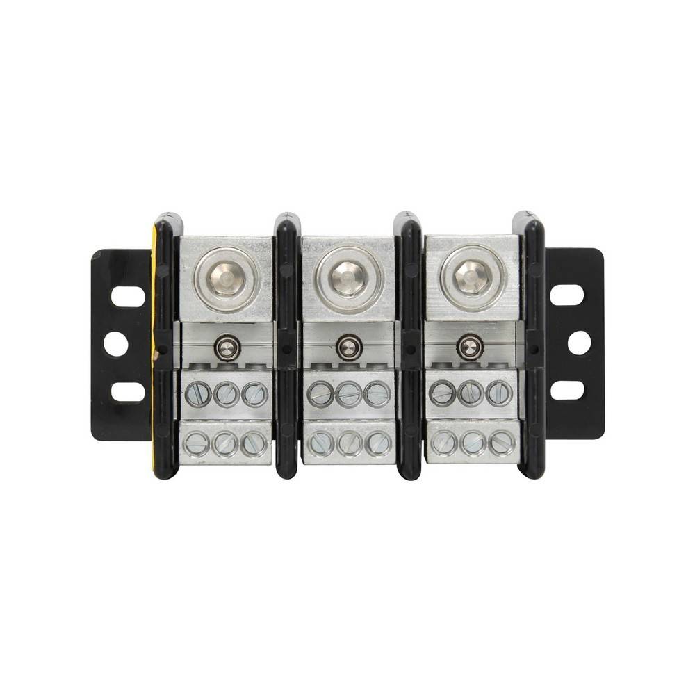 Dreipoliger elektrischer Sicherungsschalter oder Klemmenblock mit Metallsteckern und schwarzen Befestigungswinkeln auf weißem Hintergrund.