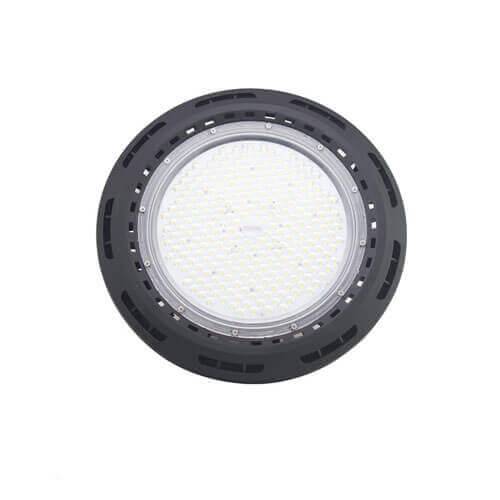 Rundes schwarzes LED-Hallenleuchte mit zentraler kreisförmiger Linse auf weißem Hintergrund.