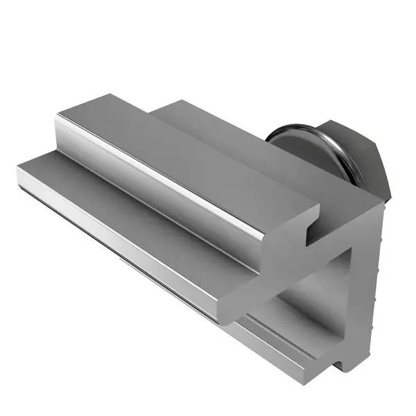 Metallische mechanische Komponente mit rechteckigem Kanal, keilförmiger vorderen Öffnung und kreisförmigem hinteren Ring, dargestellt auf weißem Hintergrund.