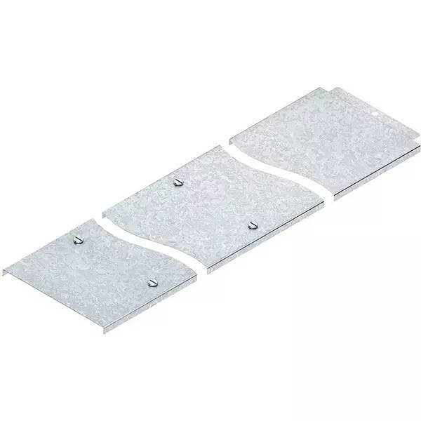 Drei sich überlappende verzinkte Metallabdeckplatten mit Schraubenköpfen, diagonal auf weißem Hintergrund dargestellt.