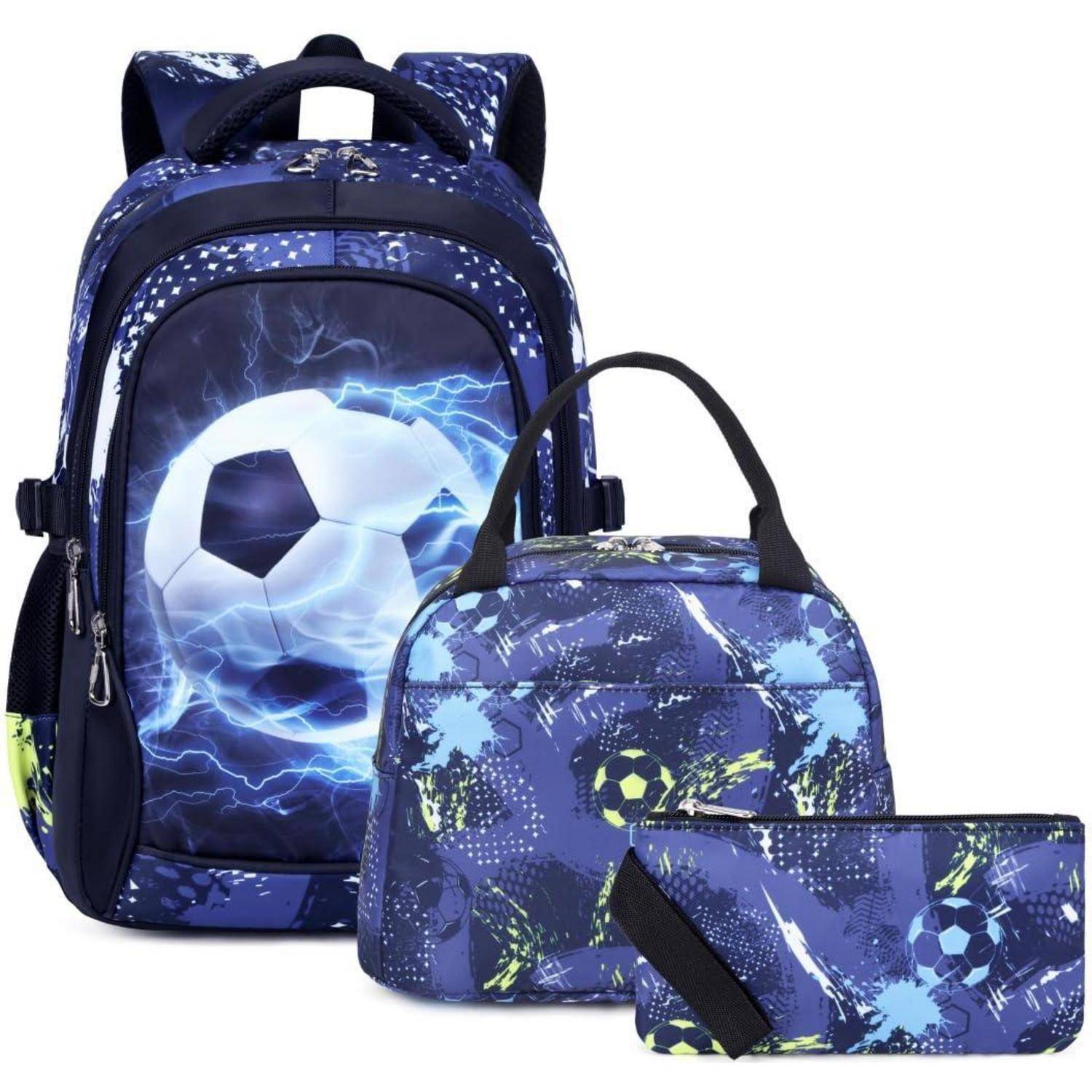 Blauer Fußball-Rucksack-Set mit passendem Lunchbag und Federmäppchen auf weißem Hintergrund.
