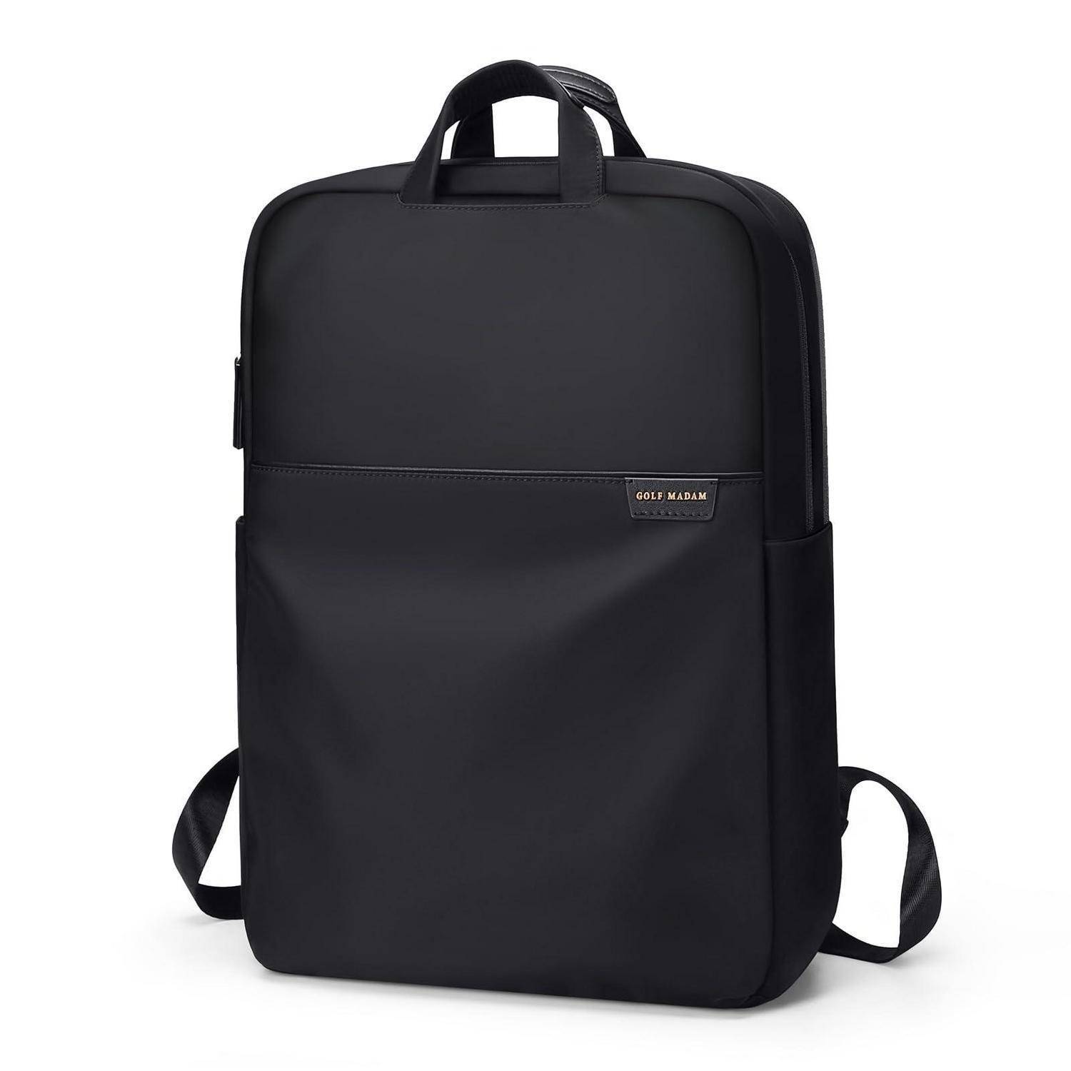 Schwarzer minimalistischer Rucksack mit Obgriff, vorderem Reißverschlussfach und Schultergurten auf weißem Hintergrund.