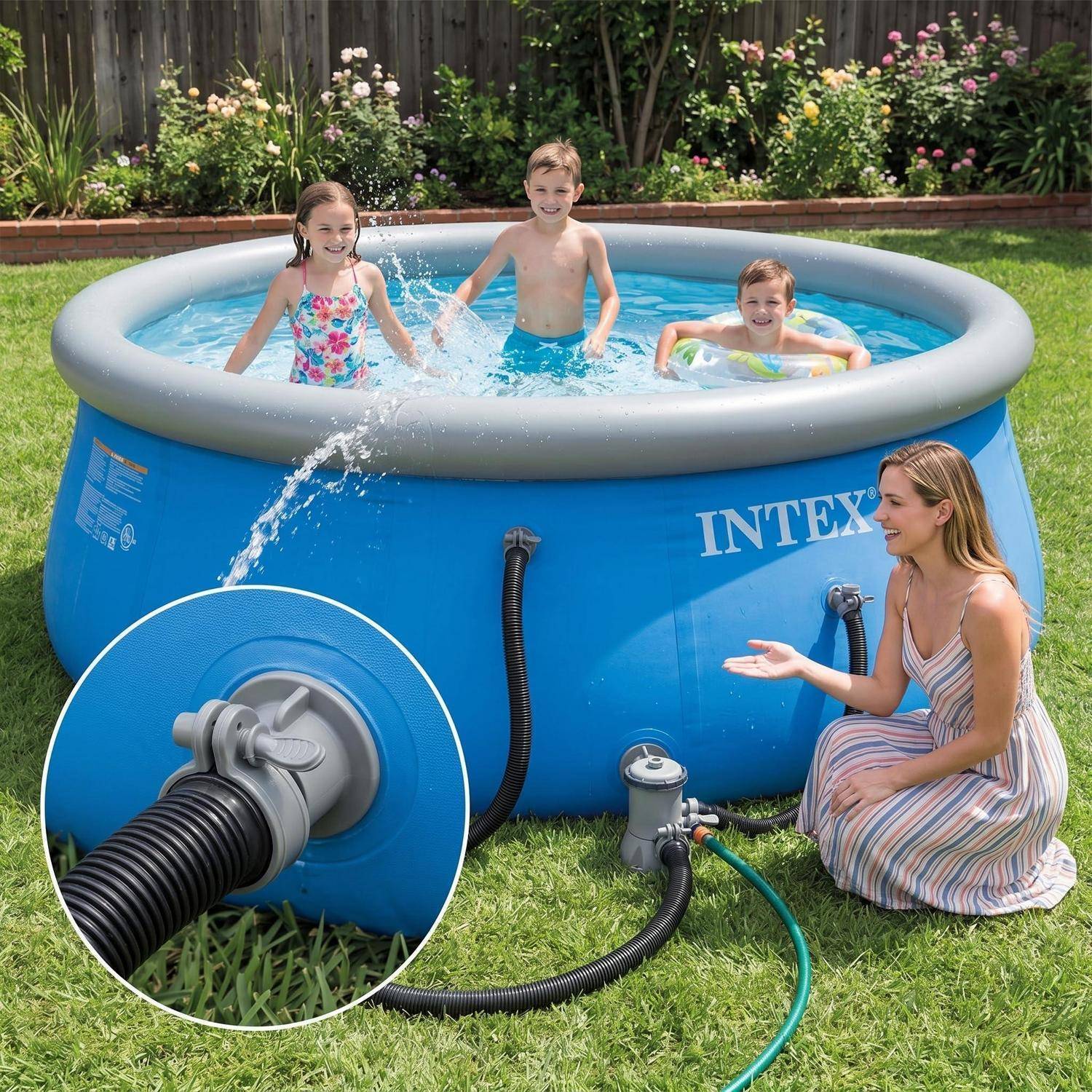 Kinder planschen in einem aufblasbaren Intex-Pool, während eine Frau neben den Filter- und Schlauchverbindungen kniet und die Poolaufstellung und Wartung zeigt.