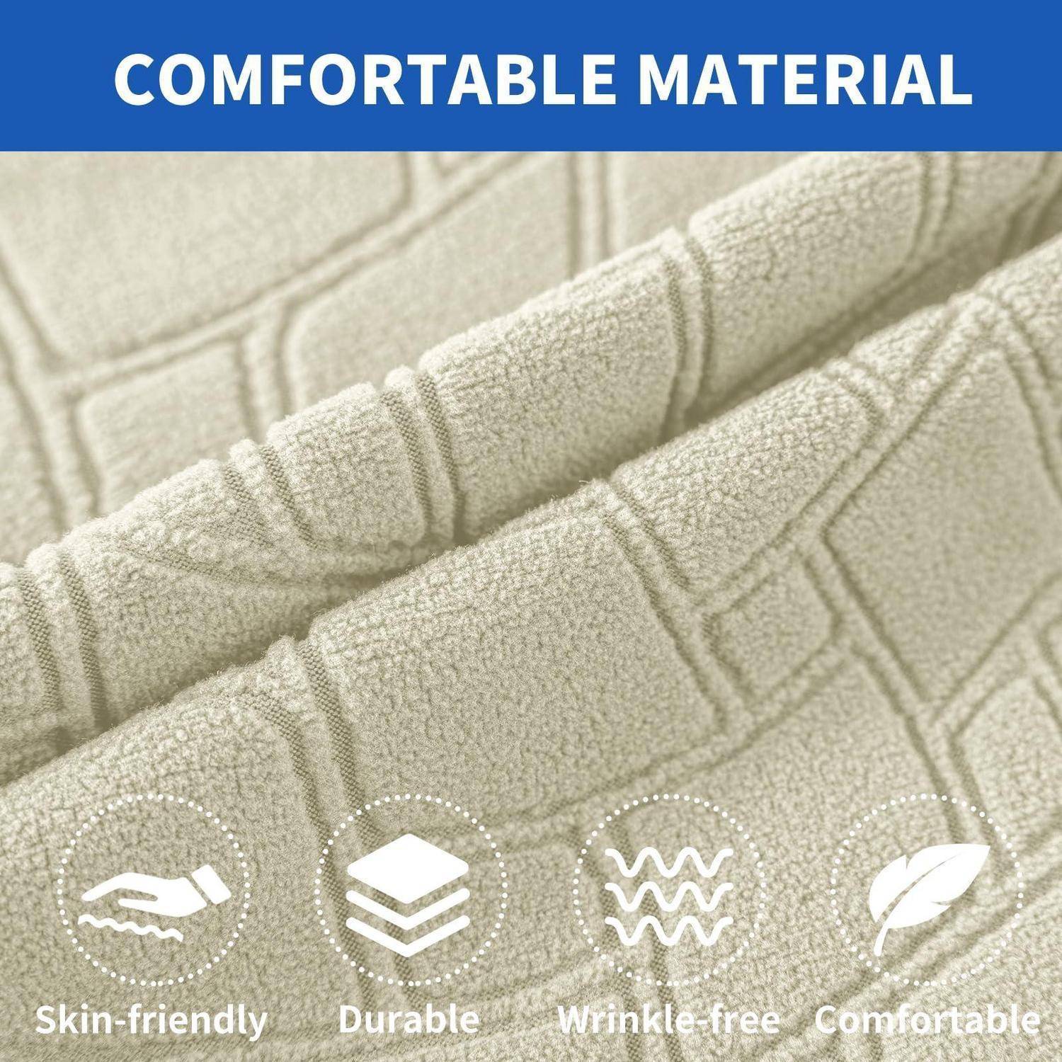Nahaufnahme von creme­farbenen texturierten Stoffrollen mit der Bezeichnung „Komfortables Material", die hautfreundliche, langlebige, knitterfreie und komfortable Eigenschaften hervorhebt.