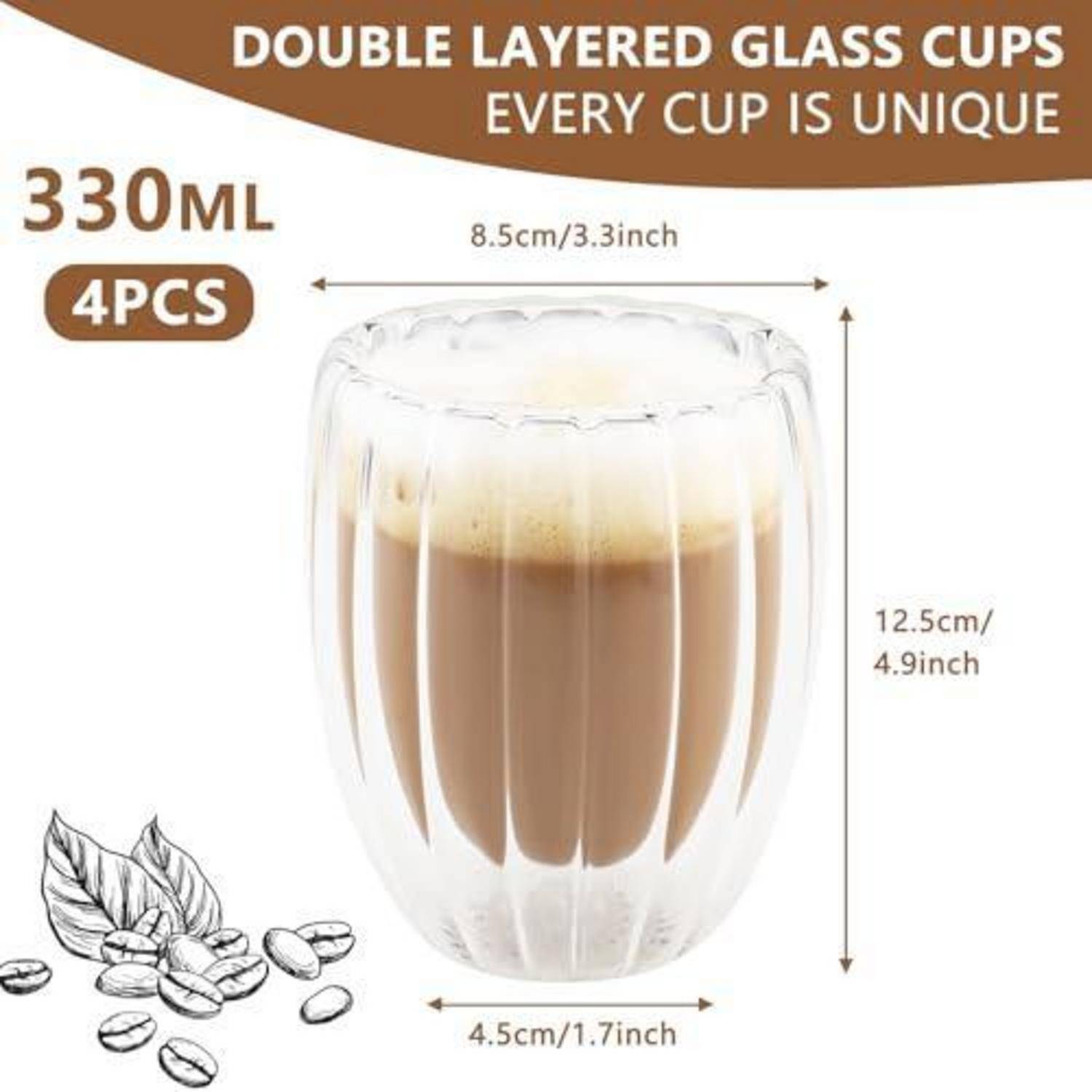 Produktbild von vier 330-ml-Doppelwandglastassen, das eine klare isolierte Tasse mit Kaffee zeigt; Abmessungen 8,5 cm Breite, 12,5 cm Höhe, 4,5 cm Basis.