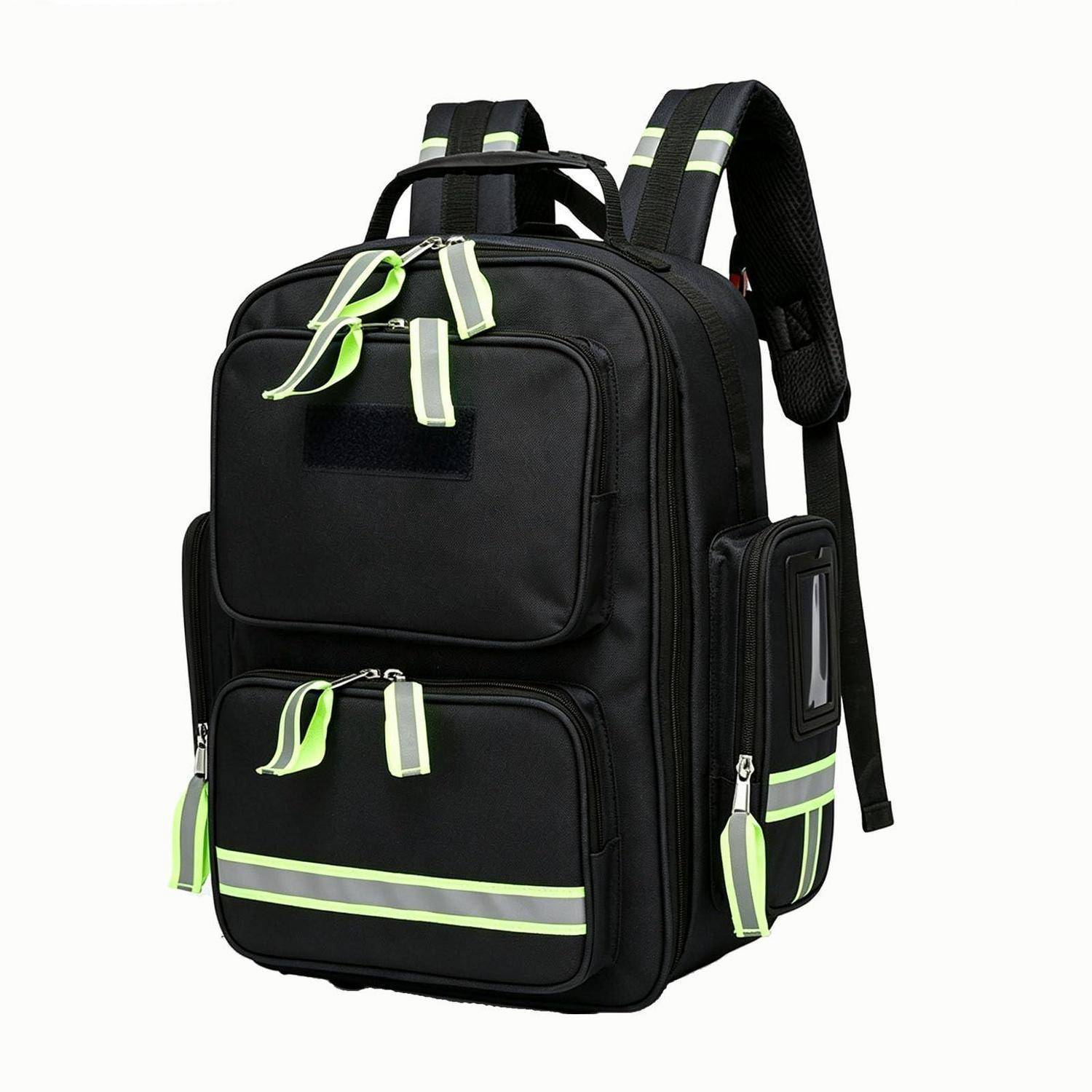 Schwarzer Rucksack mit reflektierendem neongrünem Besatz und mehreren Reißverschlusstaschen, auf weißem Hintergrund dargestellt.
