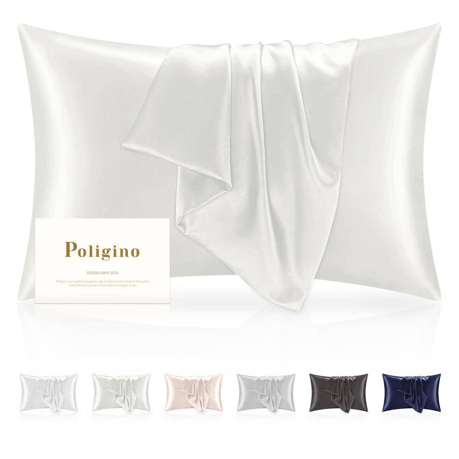 Weißer Satin-Kissenbezug, gezeigt mit passendem Stoff drapiert darüber, mit dem Label „Poligino