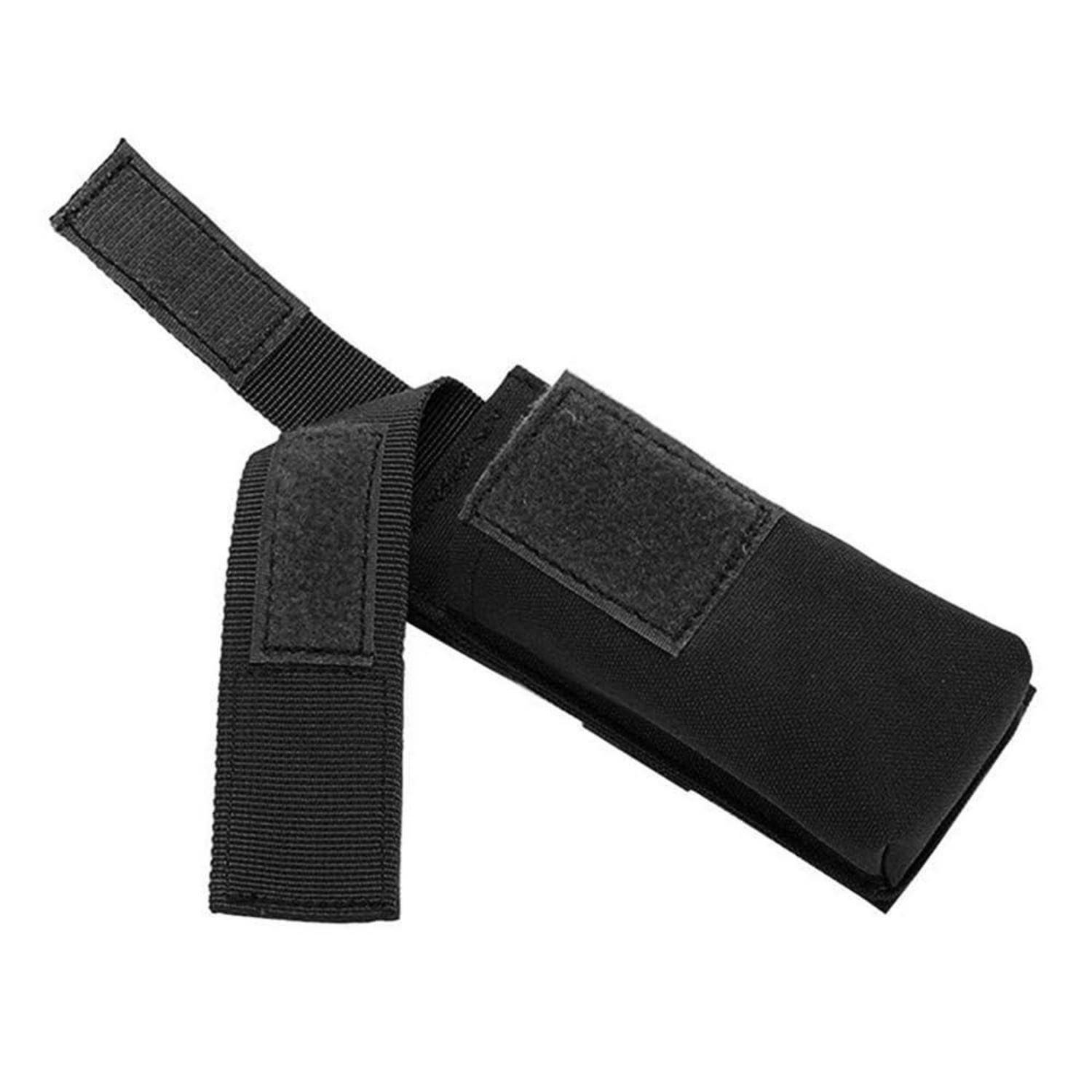 Schwarze Nylon-Tactical-Gürteltasche mit Klettflap und Riemenanbringungen auf weißem Hintergrund.