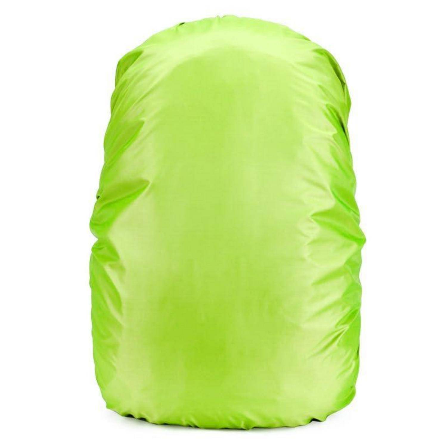 Leuchtend grüne, wasserdichte Regenschutzhaube für einen Rucksack, vor weißem Hintergrund gezeigt.