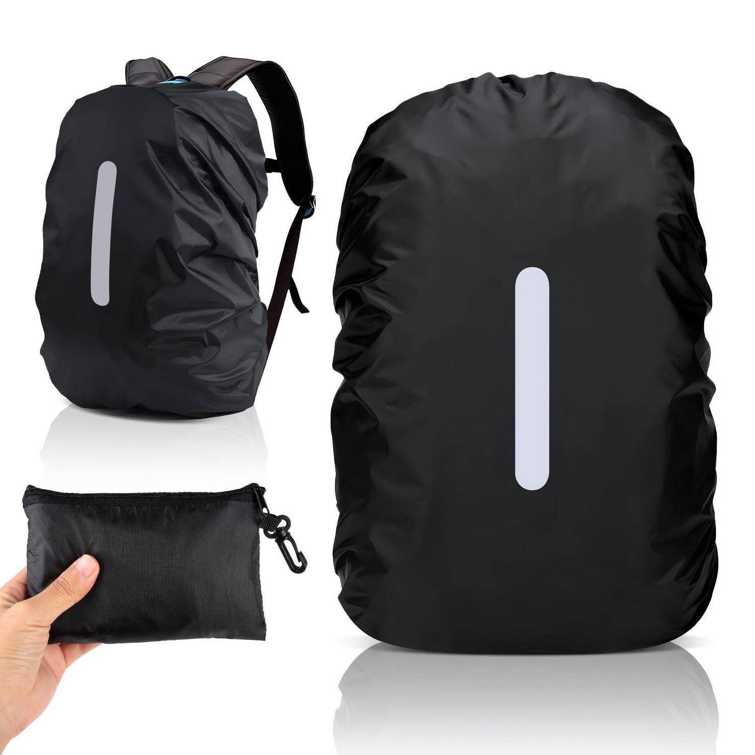 Schwarzer wasserdichter Rucksack, gezeigt gefaltet und entfaltet, mit einem reflektierenden vertikalen Streifen und einer kleinen Aufbewahrungstasche in einer Hand.