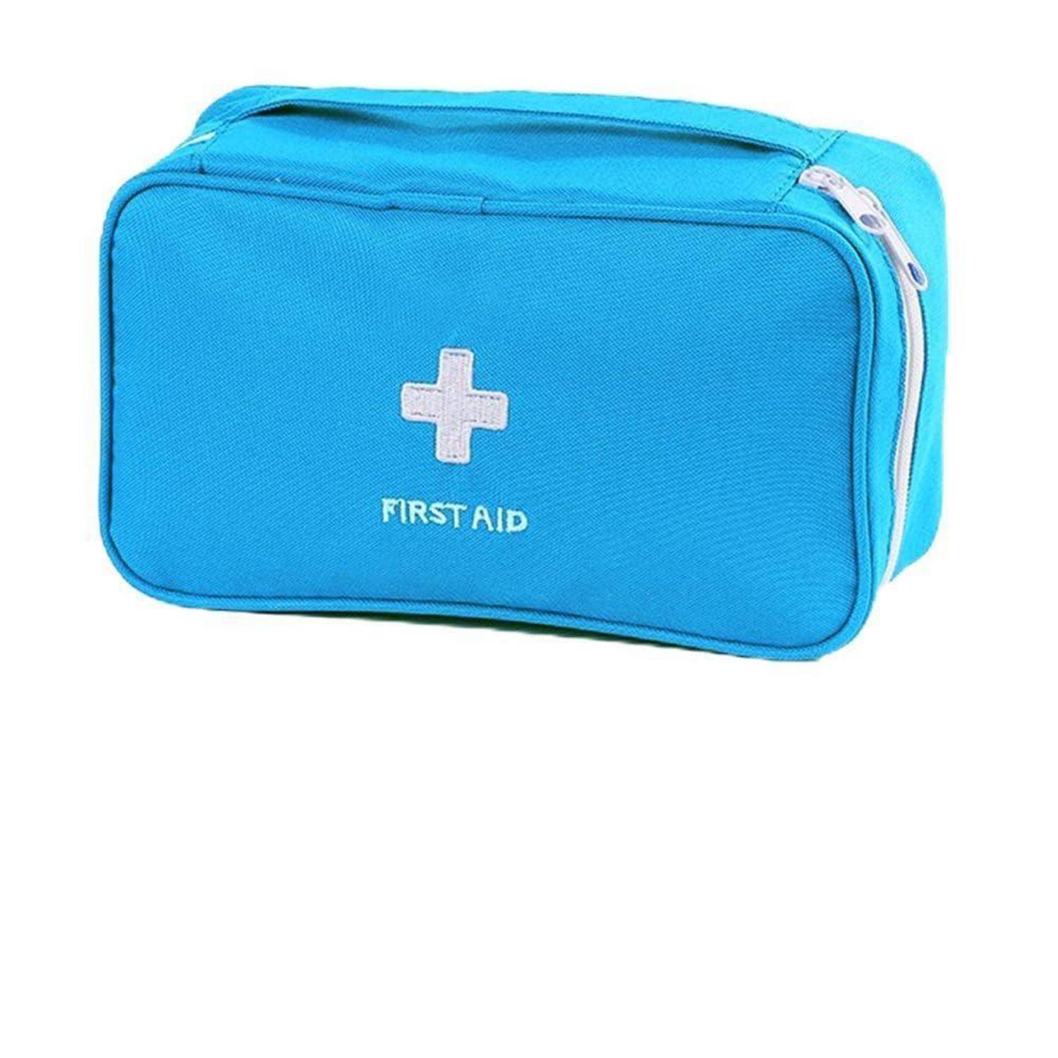 Blaue Erste-Hilfe-Tasche mit weißem Kreuz und der Aufschrift „FIRST AID