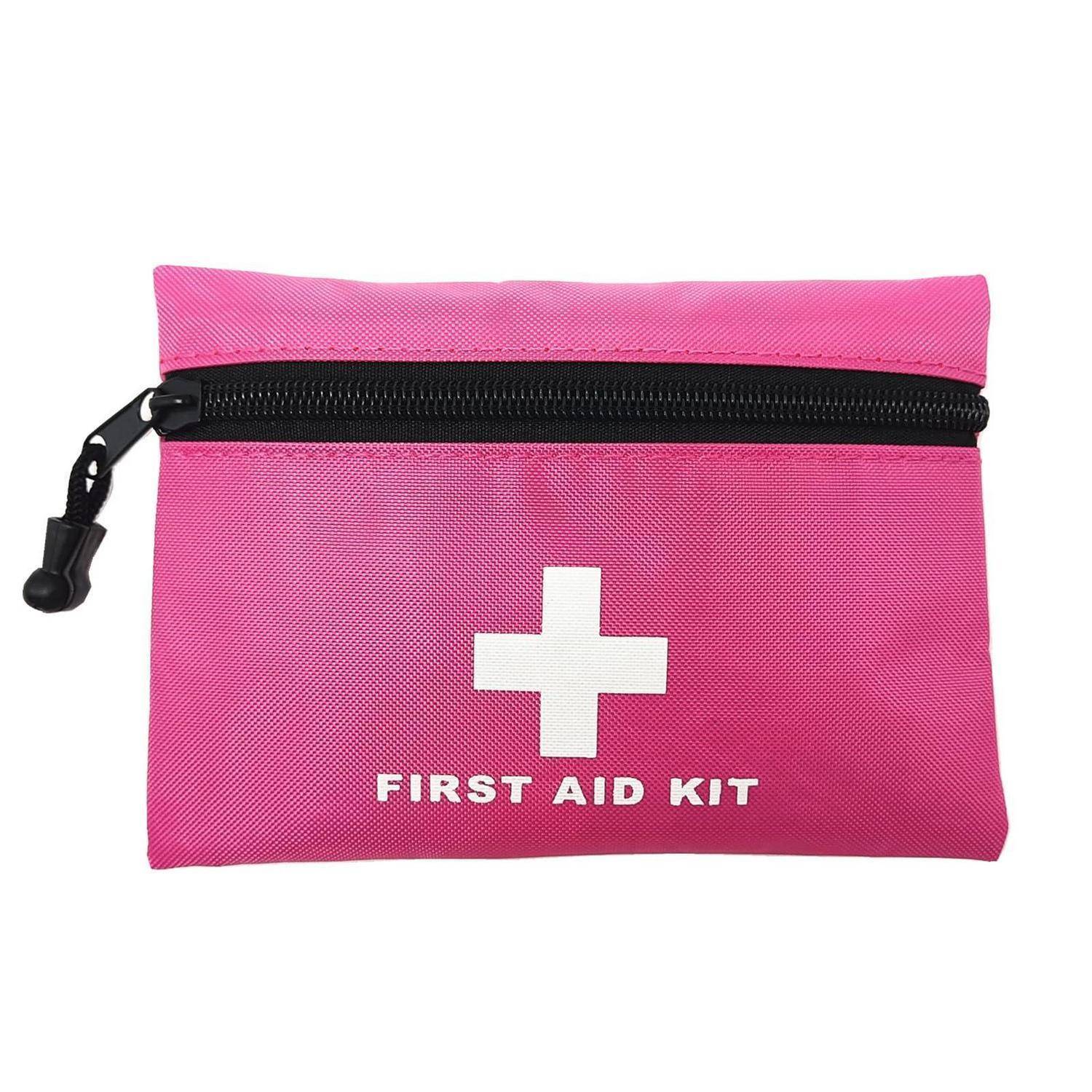 Rosa Erste-Hilfe-Tasche mit schwarzem Reißverschluss und weißem Kreuzzeichen auf der Vorderseite.