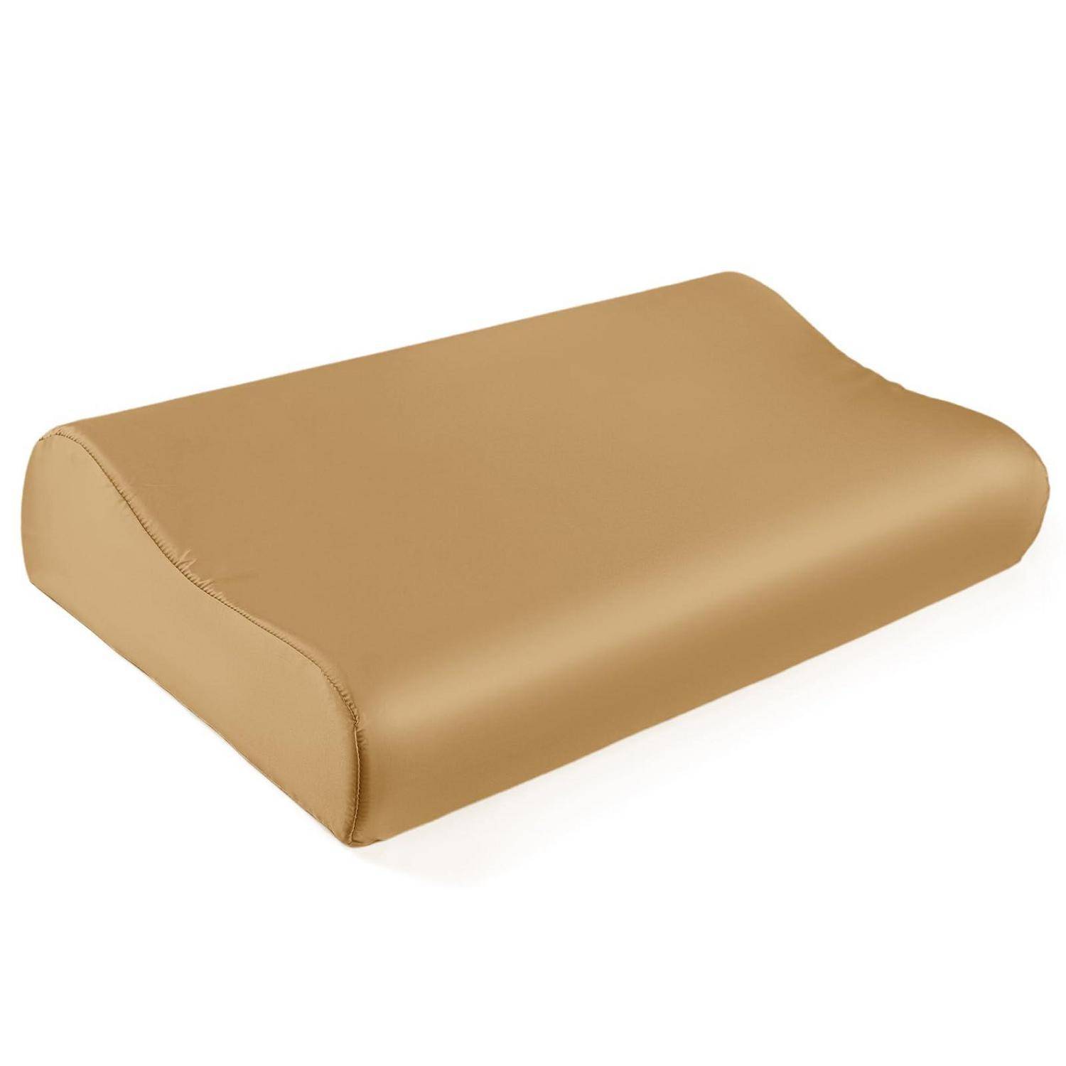 Beige konturiertes Schaumstoff-Kissen oder Stützkissen auf weißem Hintergrund gezeigt.