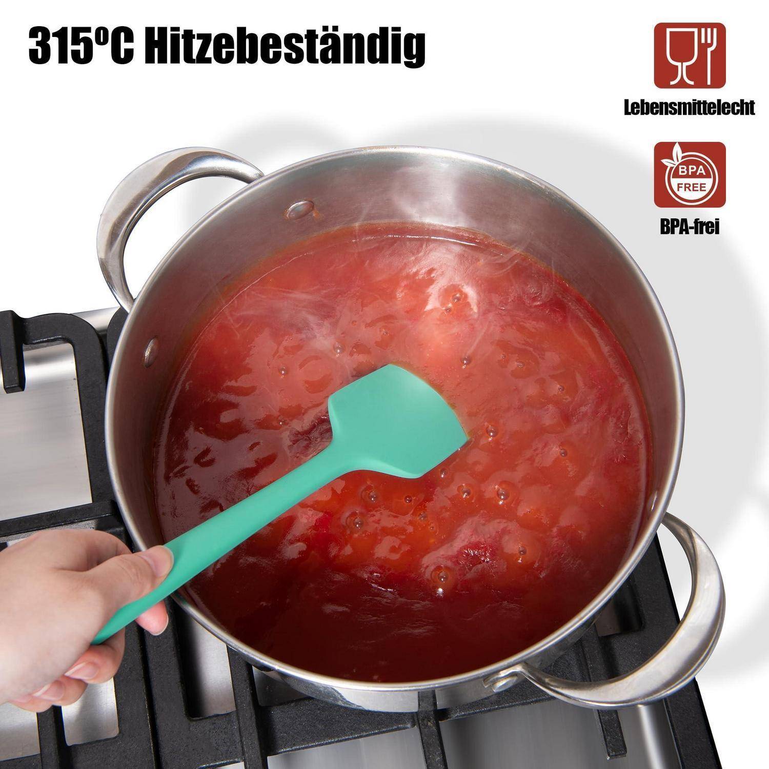 Handgerührte rote Sauce in einem Edelstahltopf auf einem Kochfeld mit einem Silikonspatel; Text sagt '315°C Hitzebeständig' und 'BPA-frei'.