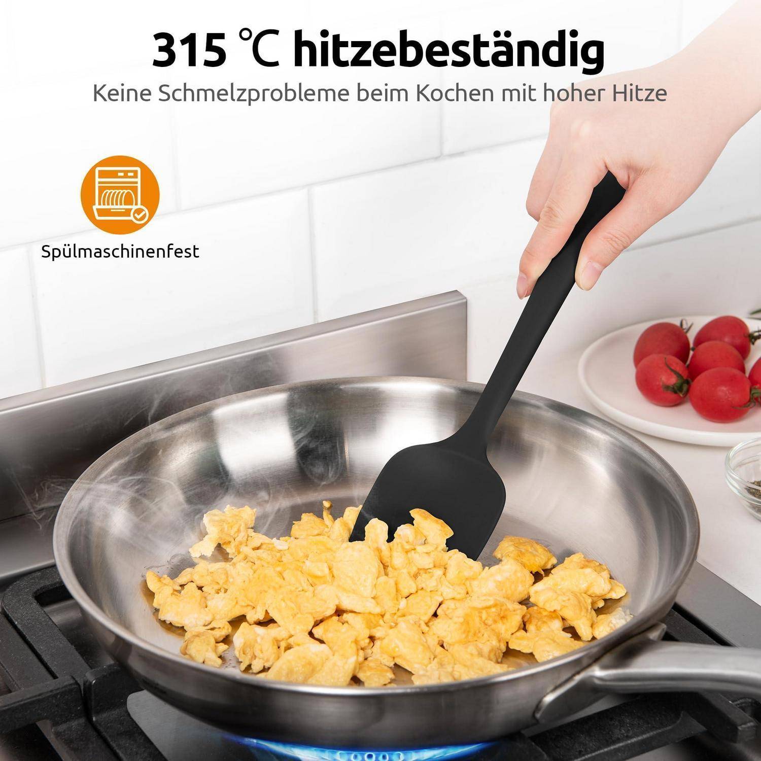 Handgerührte Rühreier in einer Edelstahlpfanne mit einem schwarzen Spatel; der Anzeigentext besagt „315°C hitzebeständig