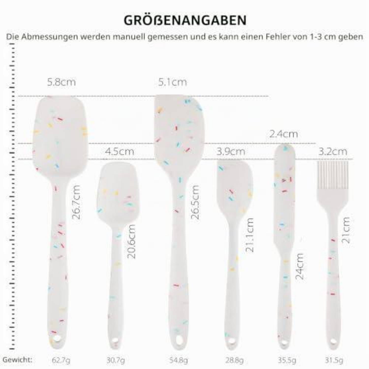 Größentabelle von sechs weißen gemusterten Küchenutensilien mit Maßangaben in Zentimetern und Gewichten in Gramm; Titel „GRÖßENANGABEN