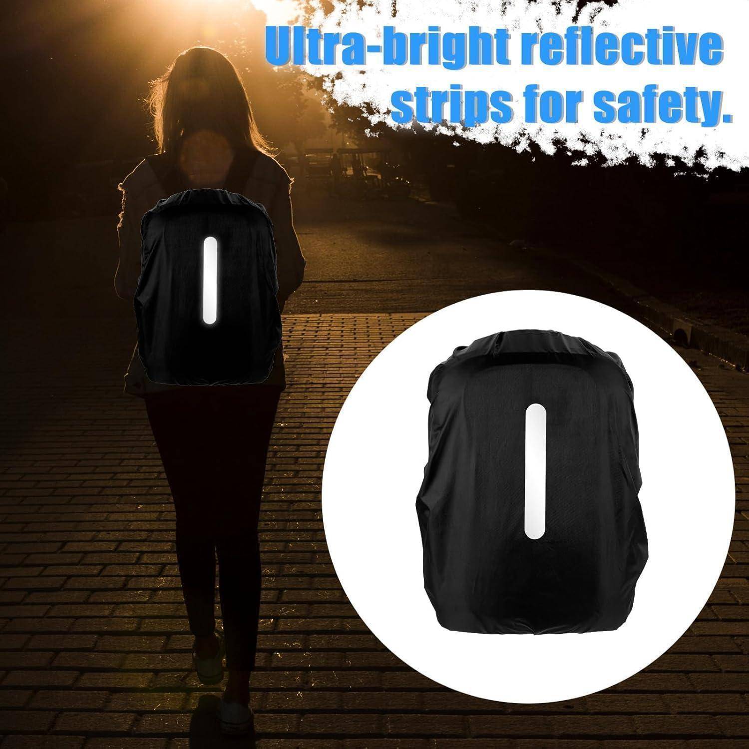 Gegen das Licht fotografierte Person, die einen schwarzen Rucksack mit einem hellen reflektierenden Sicherheitsstreifen trägt; die Vergrößerung zeigt eine Nahaufnahme des Rucksacks und den Text „Ultrahelle reflektierende Streifen für Sicherheit."