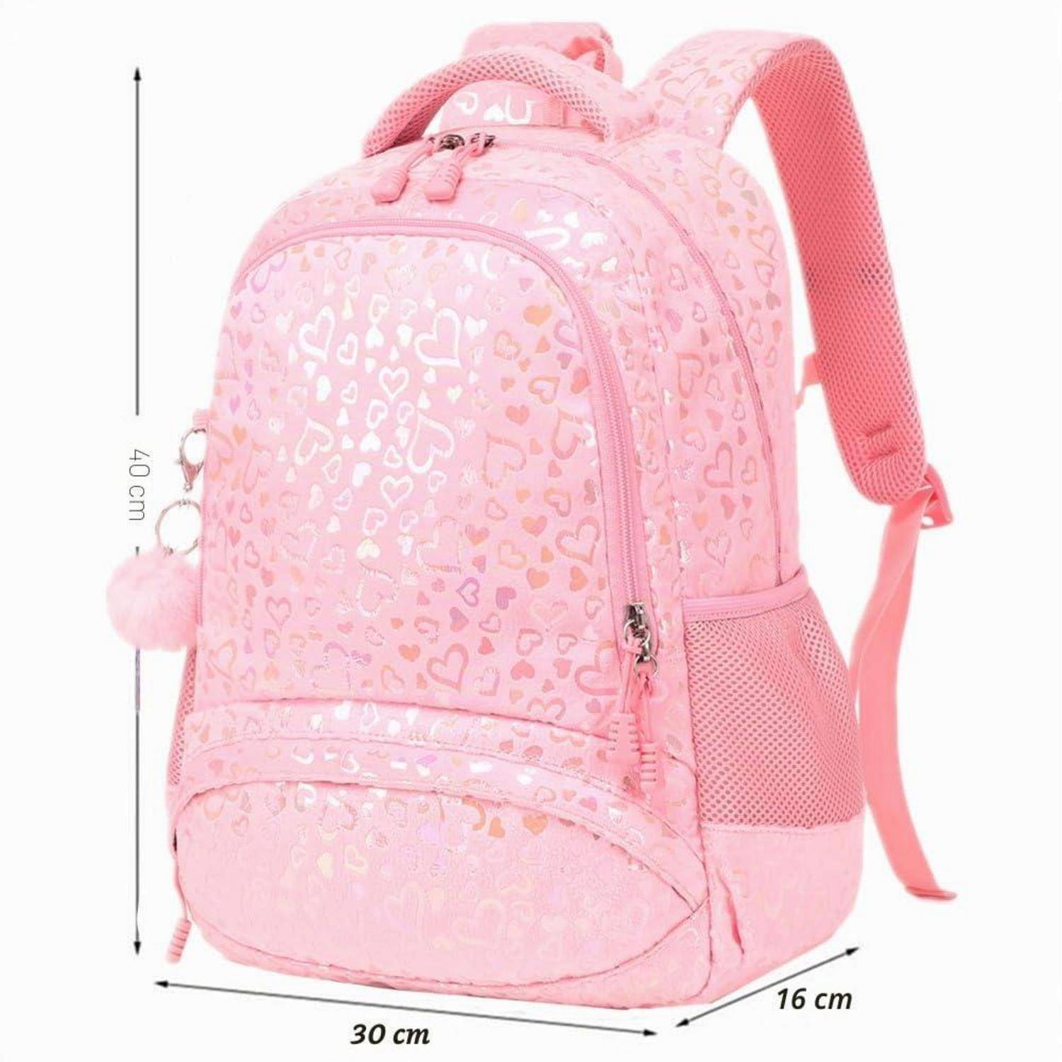 Rosafarbener Rucksack mit Herzmuster, Frontvortasche mit Reißverschluss, seitlicher Netztasche und Trageband; mit einer Höhe von 40 cm, Breite von 30 cm und Tiefe von 16 cm gekennzeichnet.