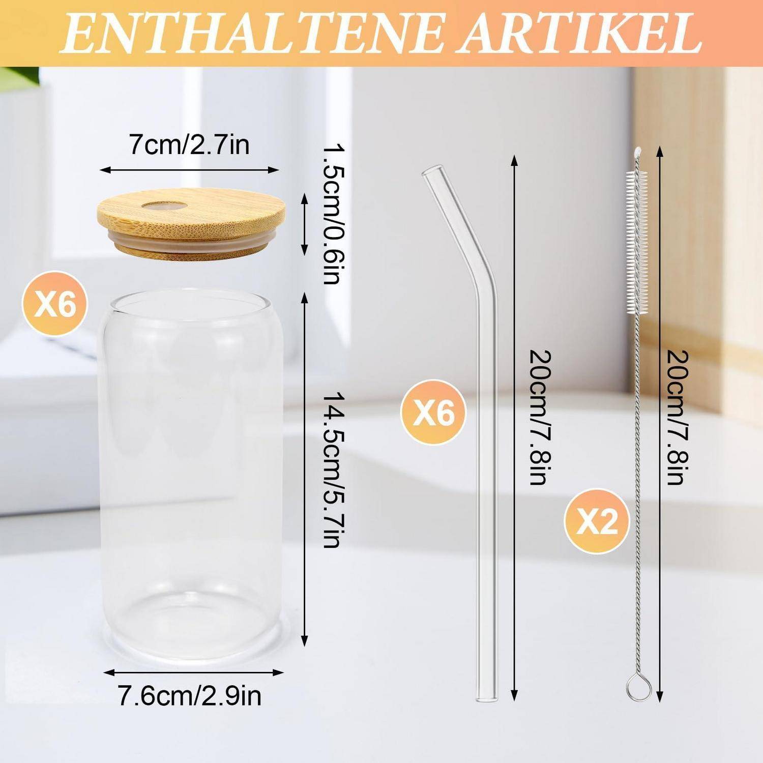 Infografik der enthaltenen Artikel: 6 durchsichtige Glaskrüge mit Bambusdeckeln, 6 wiederverwendbare gebogene Strohhalme und 2 Reinigungsbürsten, mit Abmessungen in cm und Zoll gekennzeichnet.
