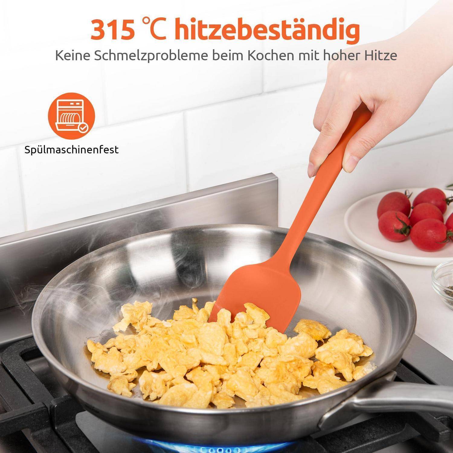 Oranger Spatel rührt Rührei in einer heißen Bratpfanne um; deutscher Text besagt „315°C hitzebeständig